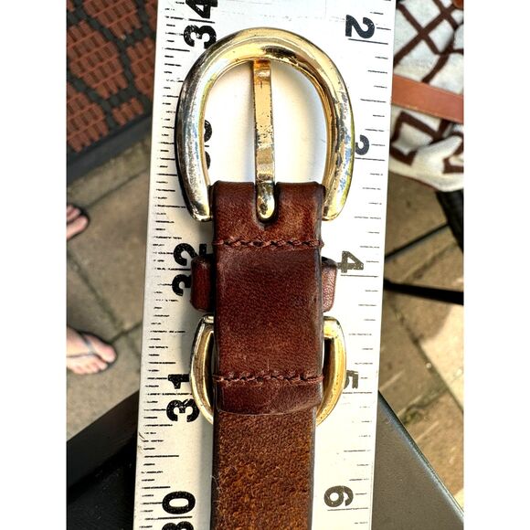 VTG Casual Corner 100% Saddle Brown Leather Gold Tone Metal Buckle & Catch SZ M - Picture 8 of 8